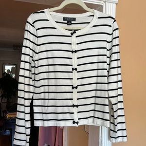 Stripped Top in great condition